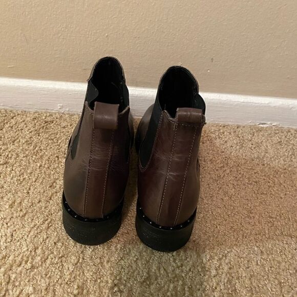 Norberto Costa Chelsea  - Picture 2 of 4